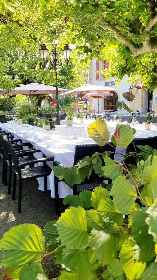 Hotel Restaurant Bellevue Onnens Exterior photo